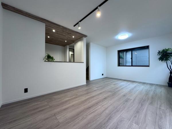 逗子市池子３丁目の新築一戸建