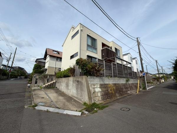 鎌倉市七里ガ浜東２丁目の中古一戸建て