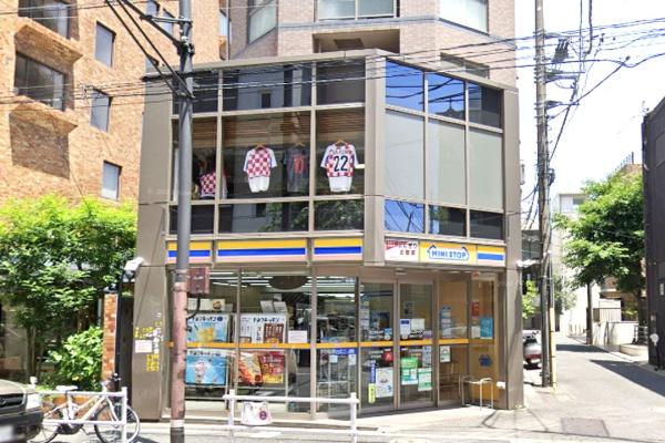 南青山セピアコート(ミニストップ南青山6丁目店)