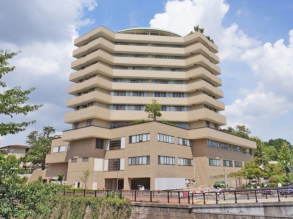 代官山アドレスザ・タワー(国家公務員共済組合連合会東京共済病院)