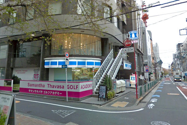 オープンレジデンス南青山イーストテラス(ローソン南青山二丁目店)