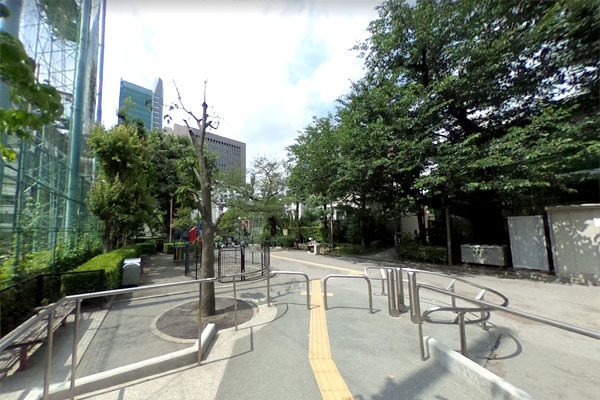 オープンレジデンス南青山イーストテラス(青山公園)