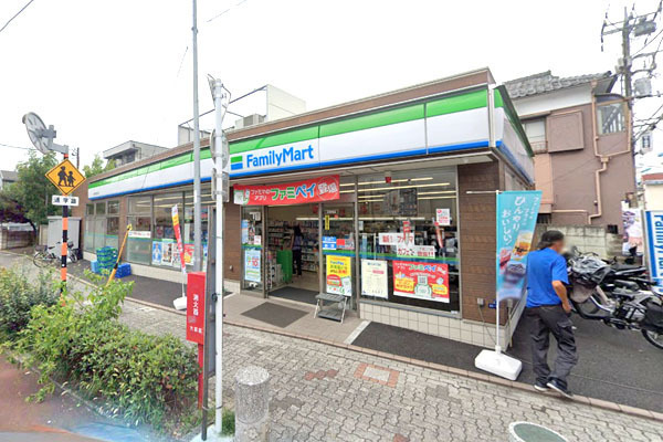 シャンボール大森(ファミリーマート大田中央四丁目店)