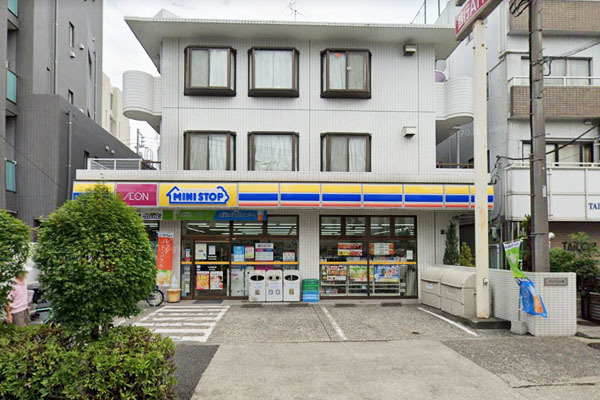 シャンボール大森(ミニストップ大田中央店)