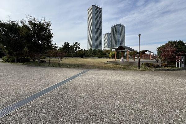 ロイヤルシーズン二子玉川(世田谷区立二子玉川公園)