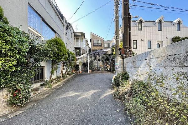 目黒区上目黒３丁目の中古一戸建て