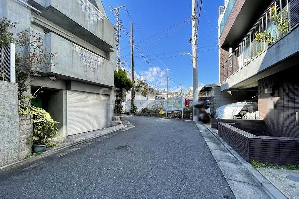 目黒区上目黒３丁目の中古一戸建て