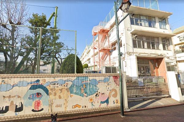 グランイーグル大森中央(大田区立入新井第四小学校)