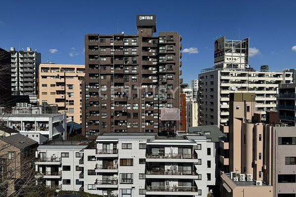日神パレステージ西麻布