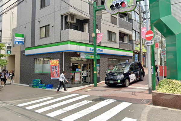 マック千束コート(ファミリーマート大田上池台店)
