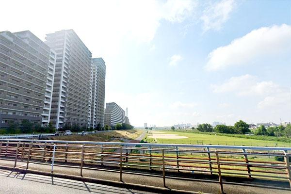 シエルズガーデンエールタワー(多摩川ガス橋緑地)