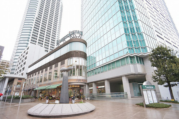 ライオンズマンション白金第3(クイーンズ伊勢丹白金高輪店)