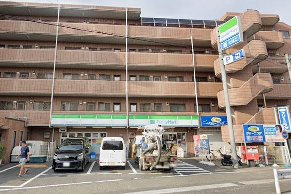 世田谷区鎌田3丁目の土地(ファミリーマート世田谷鎌田三丁目店)