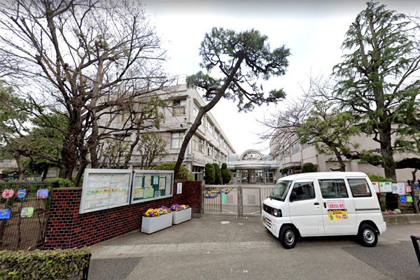 東急ドエルアルス弦巻１号棟(世田谷区立松丘小学校)