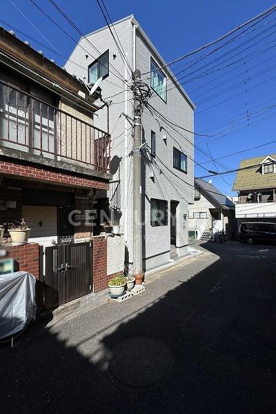 目黒区三田２丁目の中古一戸建て