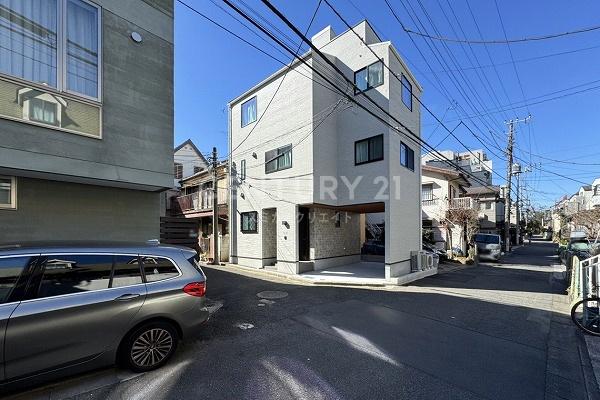 目黒区三田２丁目の中古一戸建て