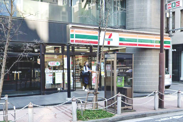 リビオレゾン新虎通り(セブンイレブン新橋5丁目店)