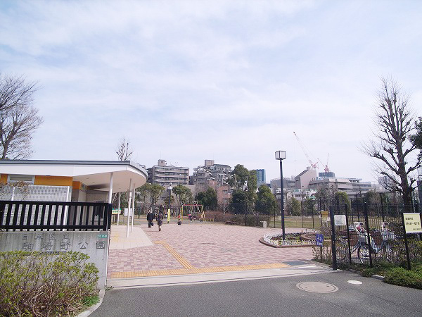 世田谷区北沢1丁目の中古一戸建て(駒場野公園)