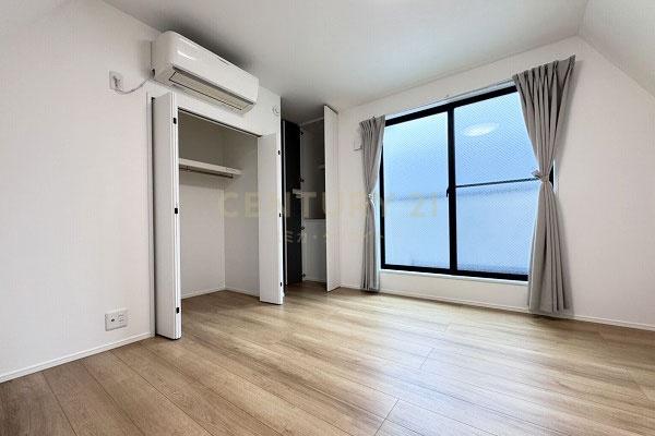 世田谷区北沢1丁目の中古一戸建て(寝室)