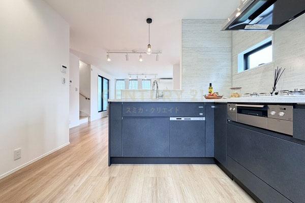 世田谷区北沢1丁目の中古一戸建て(キッチン)