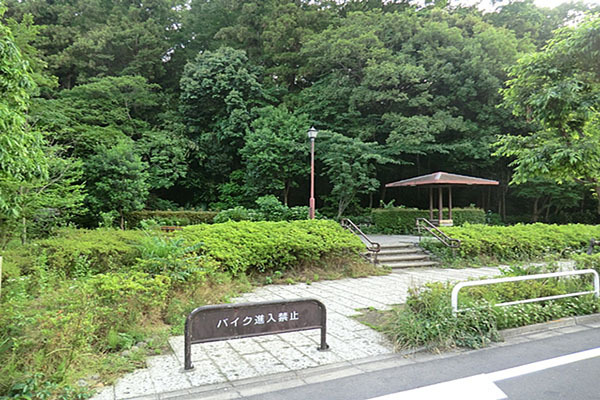 瀬田ガーデンハウス(岡本静嘉堂緑地)