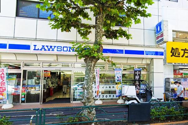 ウィン新宿若松町(ローソン新宿若松町店)