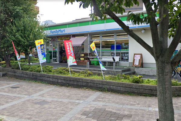 プラウドタワー二子玉川(ファミリーマート玉川三丁目店)