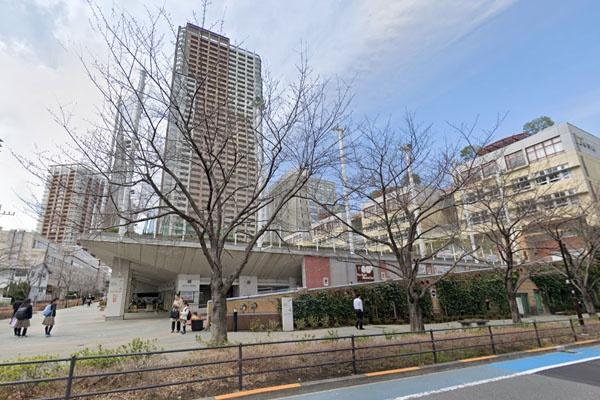 第二五反田コーポビアネーズ(品川区総合体育館)
