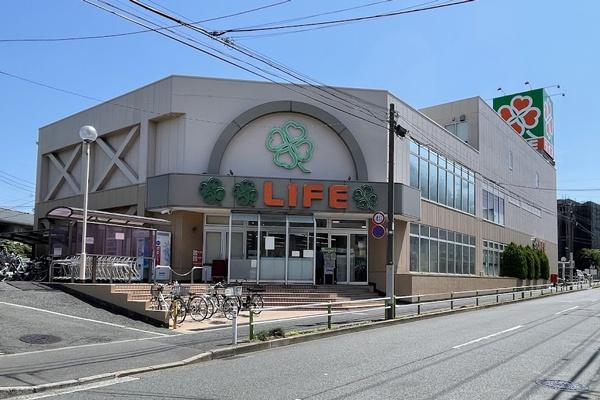 クリオ下赤塚(ライフ赤塚店)