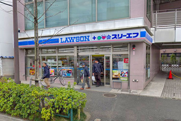 サンフラワー等々力(ローソン・スリーエフ世田谷産能大学前店)