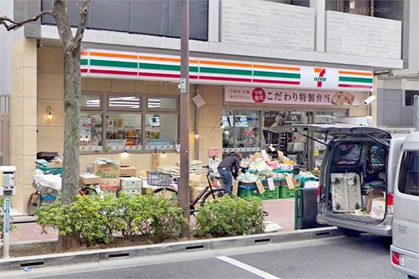 モナーク三軒茶屋(セブンイレブン三軒茶屋世田谷通り店)