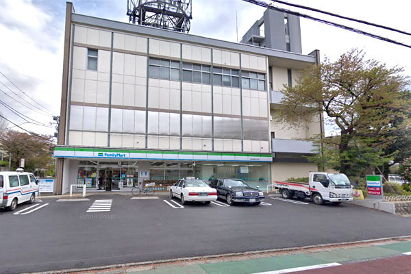シャンボール二子玉川園(ファミリーマート世田谷瀬田四丁目店)