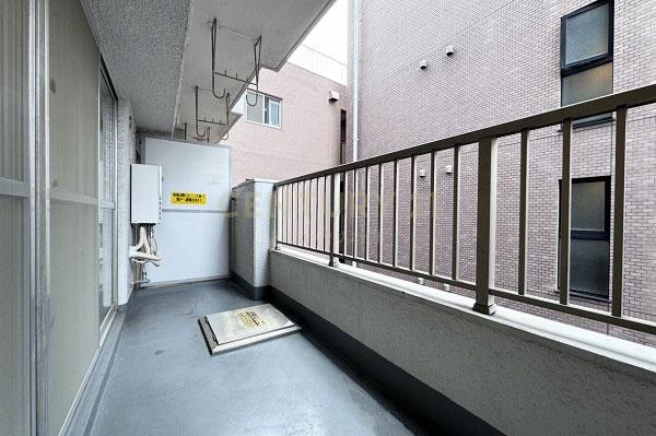 モナーク三軒茶屋