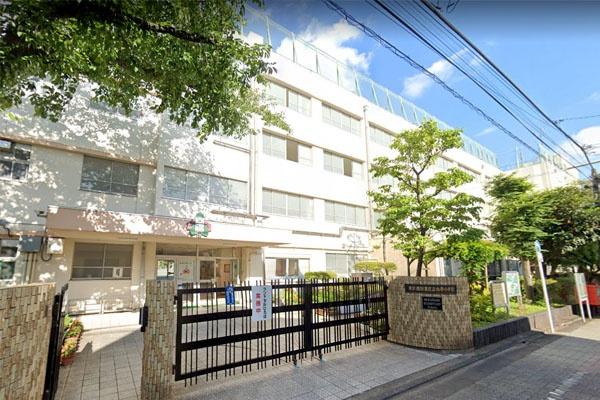 目黒区目黒本町５丁目の中古一戸建て(目黒区立向原小学校)