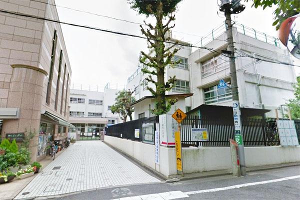 代々木第二コーポラス(渋谷区立幡代小学校)