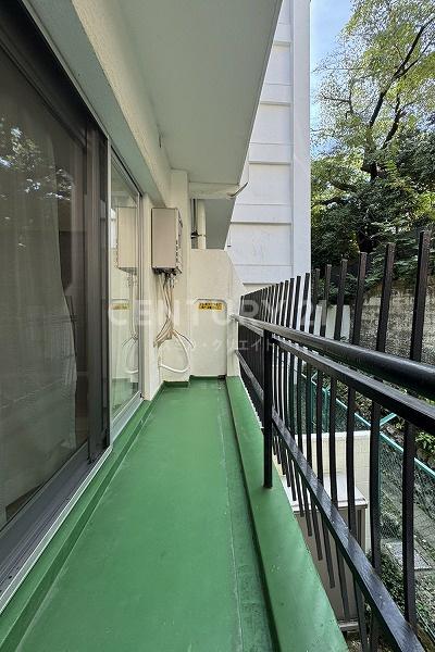 秀和高輪レジデンス(バルコニー)