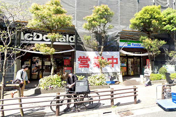 チュリス明大前(ファミリーマート明大前北店)