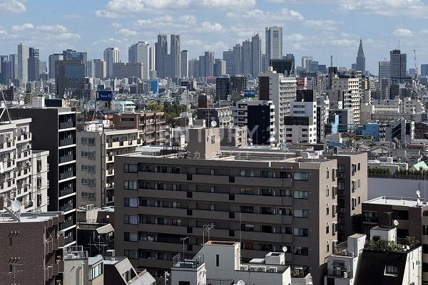 チュリス明大前