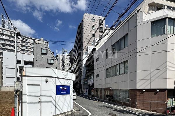 チュリス明大前