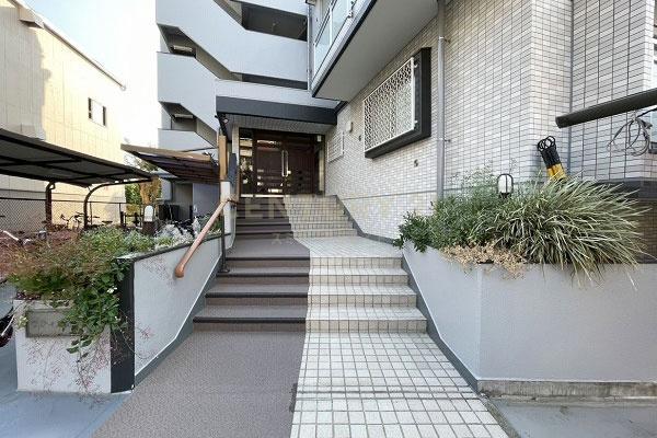 ラティス成城
