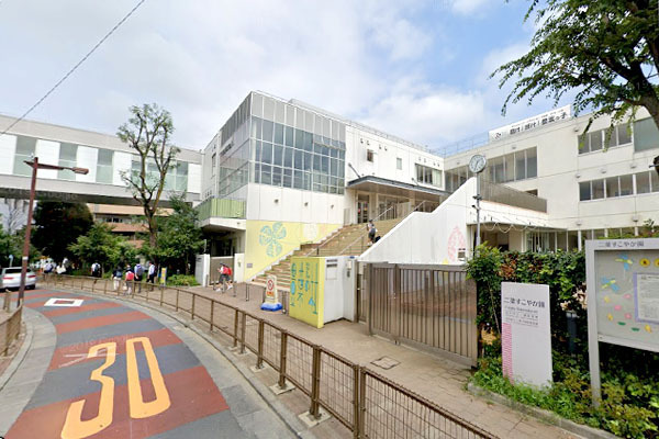 品川区二葉２丁目の中古一戸建て(品川区立豊葉の杜学園)