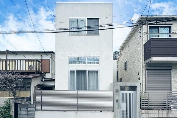 世田谷区上馬３丁目の中古一戸建て