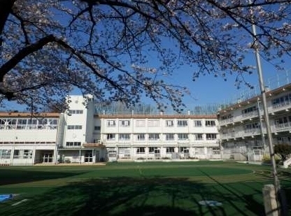 ディアナコート八雲(目黒区立八雲小学校)