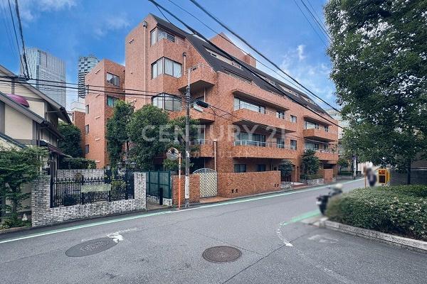 ハイトリオ赤坂八丁目
