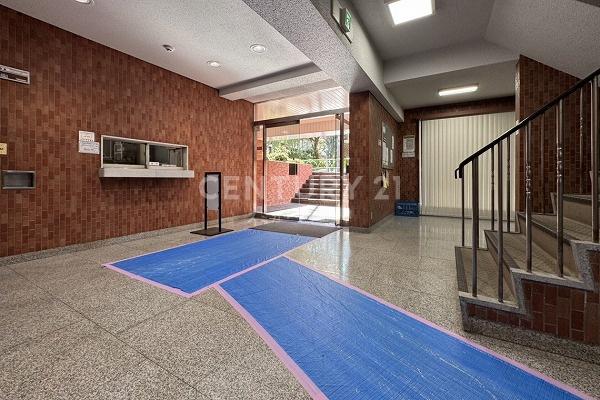 シャンボール弦巻(エントランス)