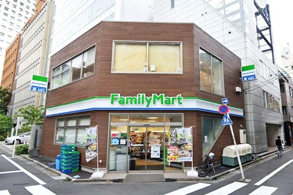 アトラス青山レジデンシャル(ファミリーマート渋谷二丁目中央店)