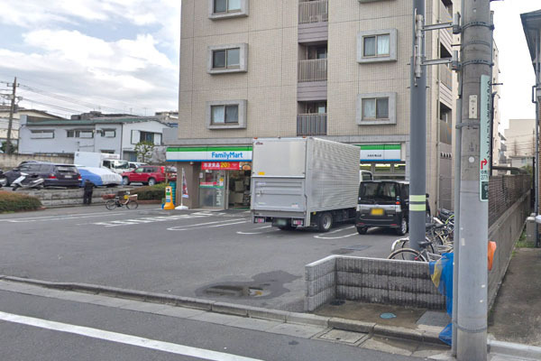 ザ・パークハウス西馬込(ファミリーマート大田中馬込店)