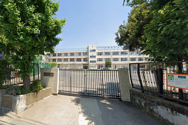 マストレジデンス世田谷代田(世田谷区立山崎小学校)