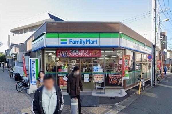 「喜多見」新築分譲住宅／1号棟(ファミリーマート喜多見店)