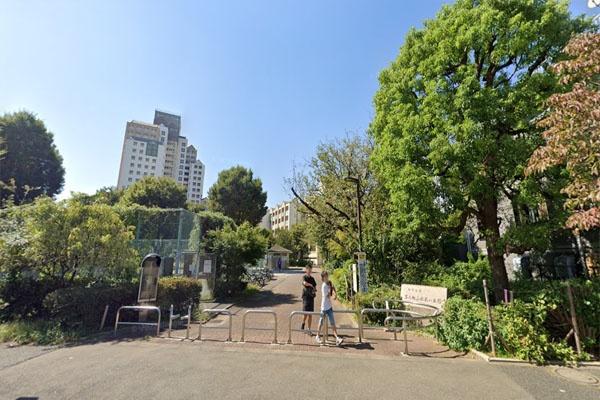 高田馬場パーク・ホームズ(新宿区立百人町ふれあい公園)